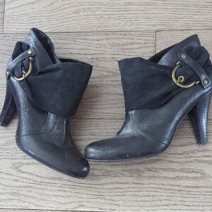 Black Leather Nine West Ankle Boots with Buckle Detail-womens 8.5